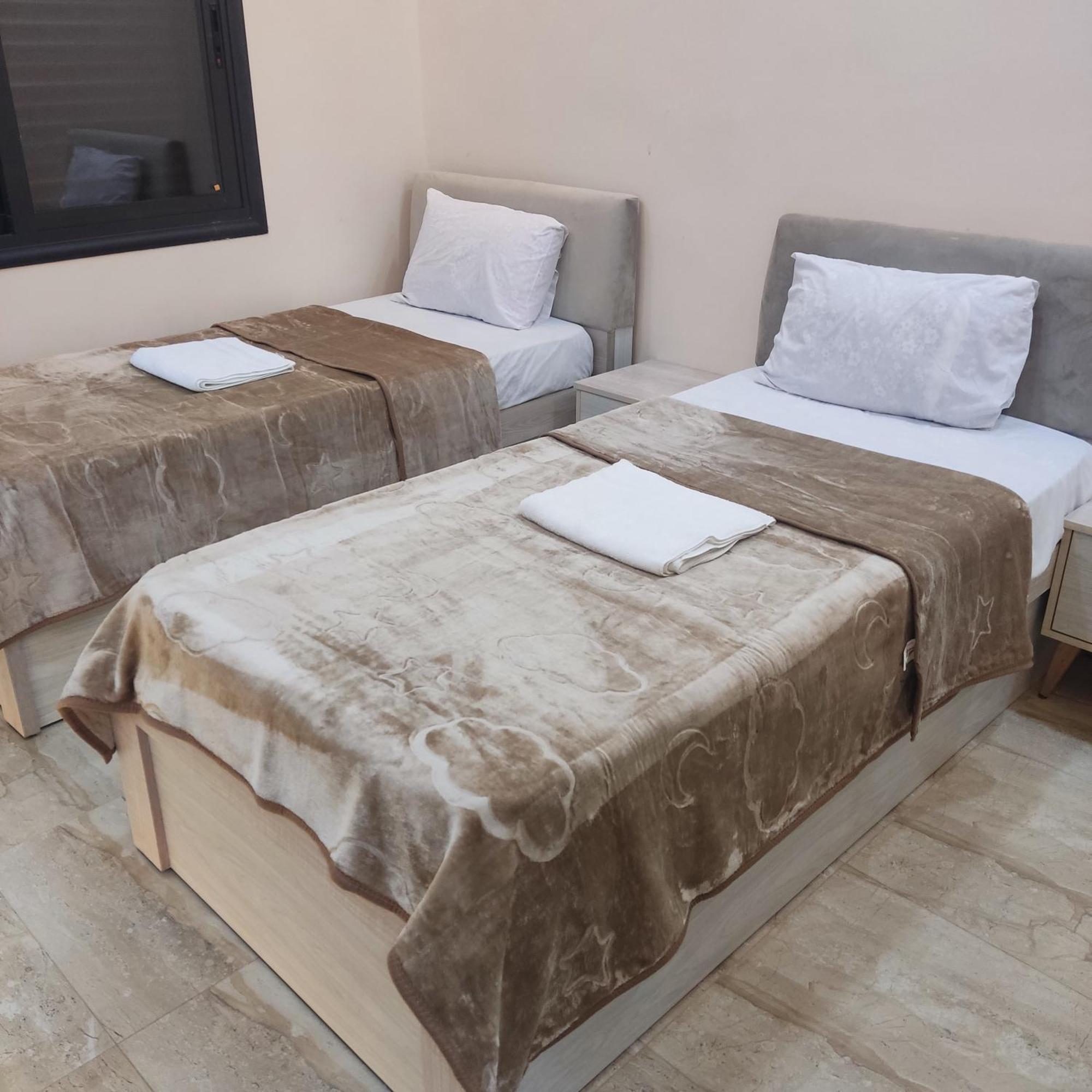 ג'אראש Lotus Housing For Furnished Apartments מראה חיצוני תמונה