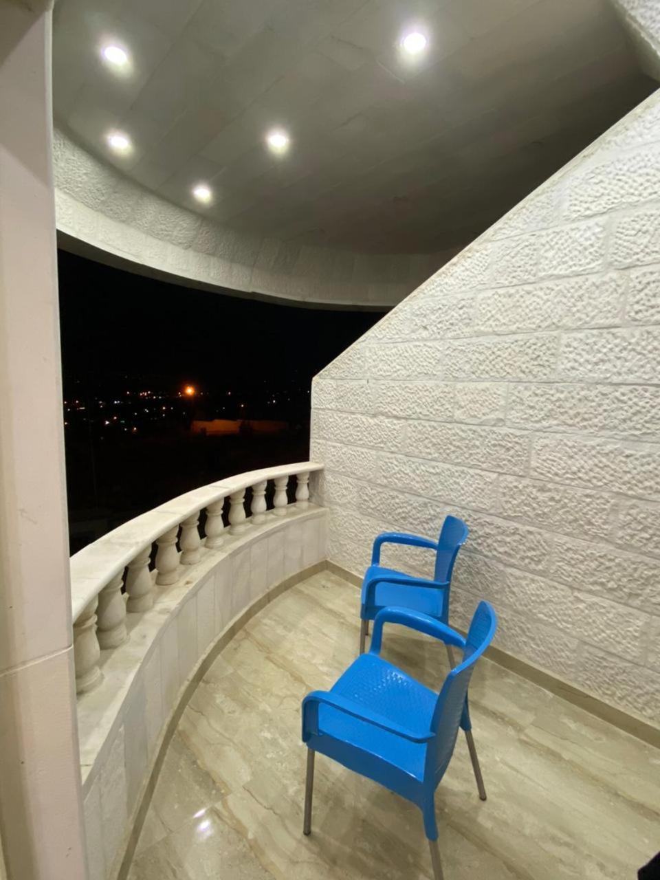 ג'אראש Lotus Housing For Furnished Apartments חדר תמונה