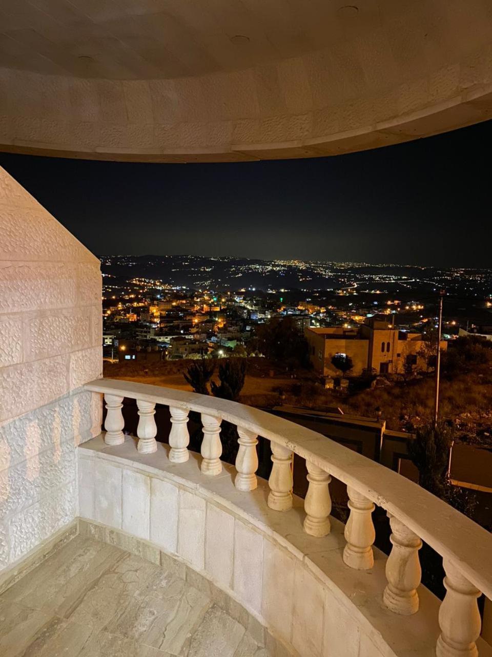 ג'אראש Lotus Housing For Furnished Apartments חדר תמונה