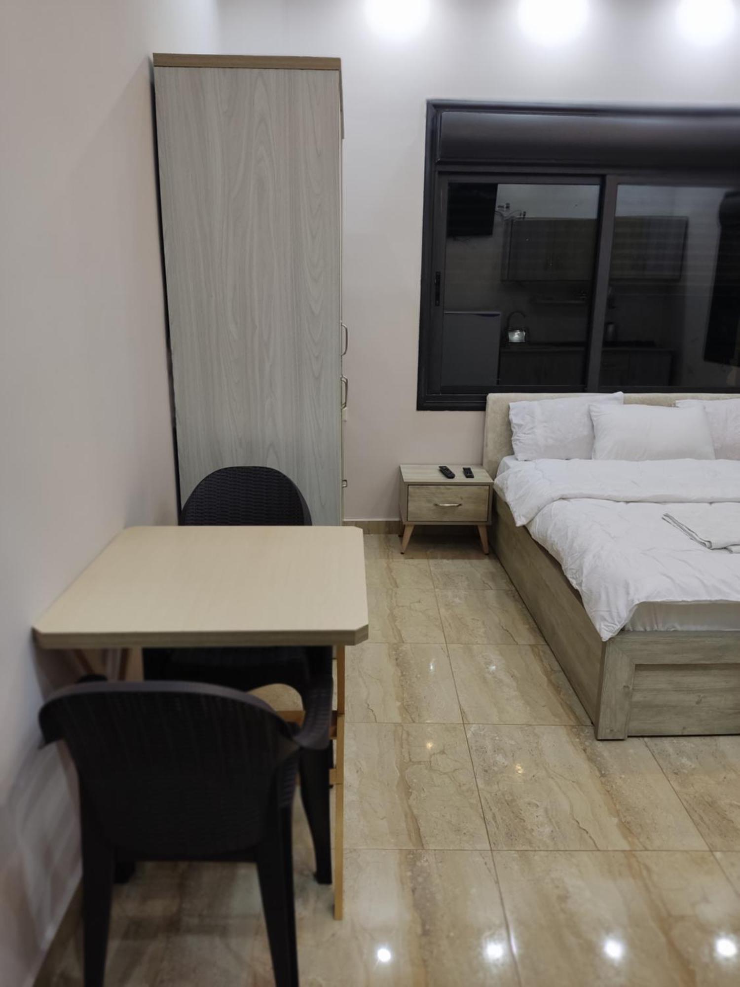 ג'אראש Lotus Housing For Furnished Apartments חדר תמונה